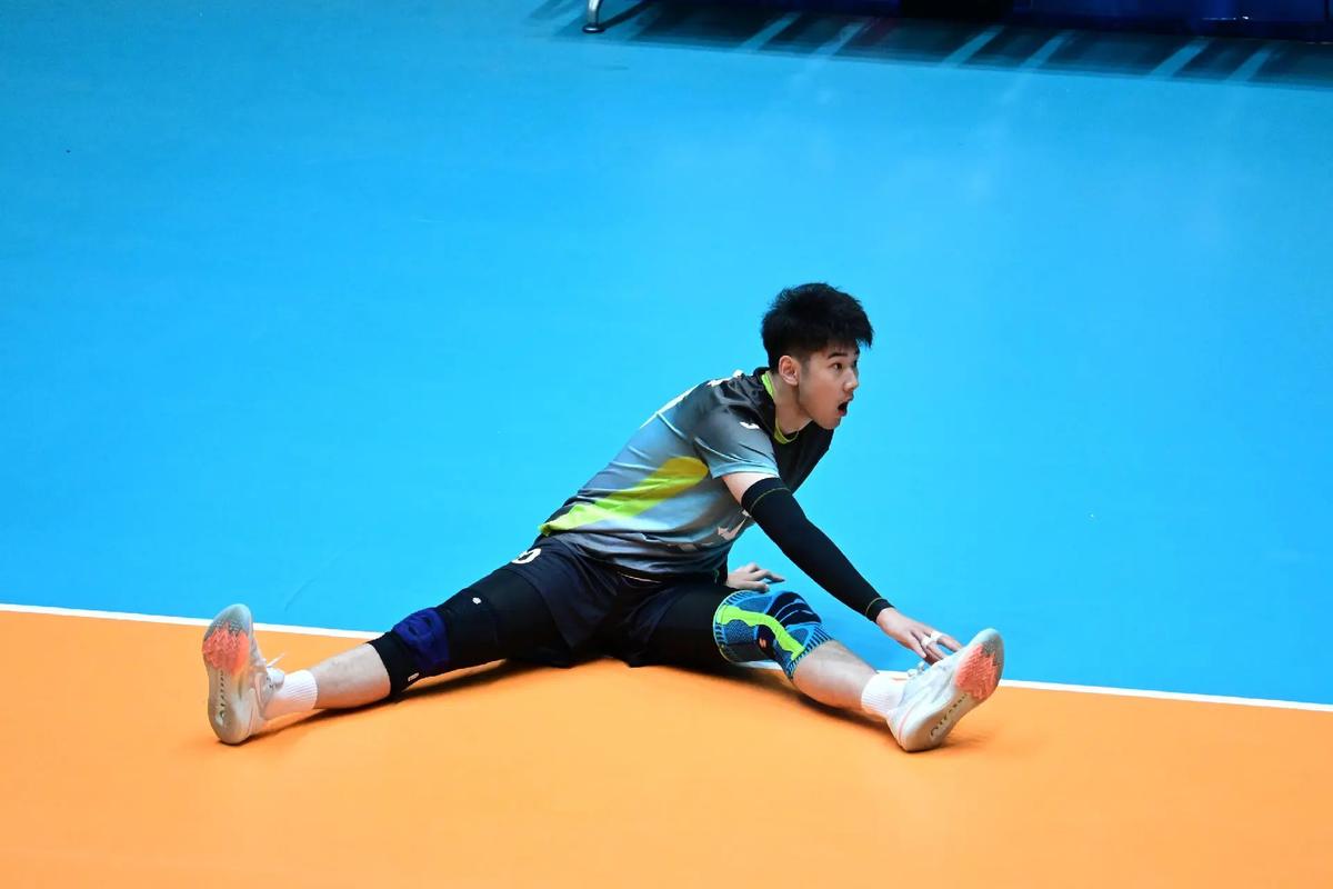 一场104-125给快船送上大礼！望冲前5，但快船争冠仍存致命隐患.